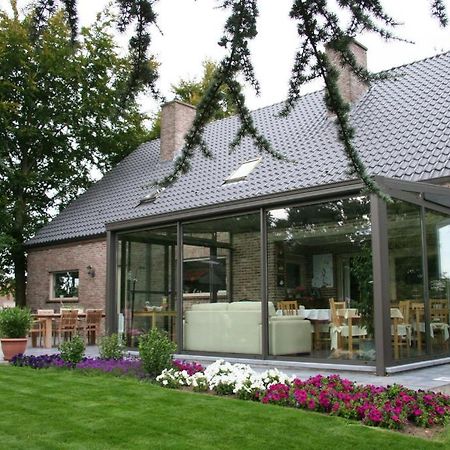 B&B Artiriacumhoeve Zedelgem Exterior foto